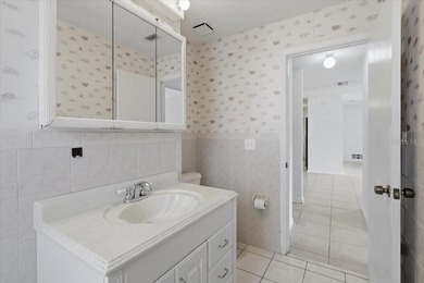 Welcome home to 10 Fenwick Lane, a charming starter home or - photo 26
