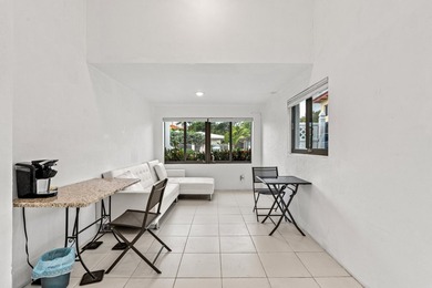 A Modern Coastal Home nestled in the prestigious Las Olas by the - photo 29