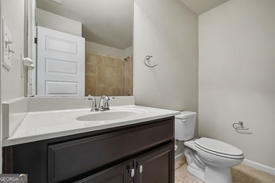Welcome to your move-in-ready home! This well-maintained - photo 30