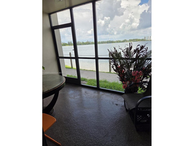 Lake Condo For Sale in Oakland Park, Florida