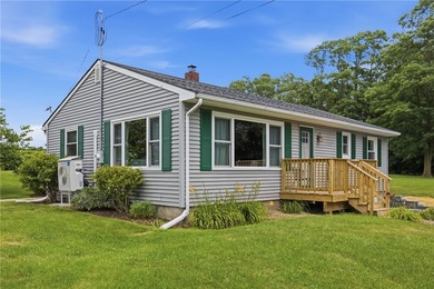 Welcome to the home you've been waiting for! Situated scenically - photo 2