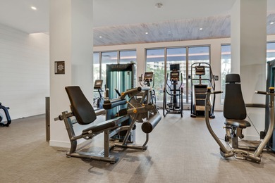 Seller is motivated now also offered Turnkey!!! Rarely available - photo 32
