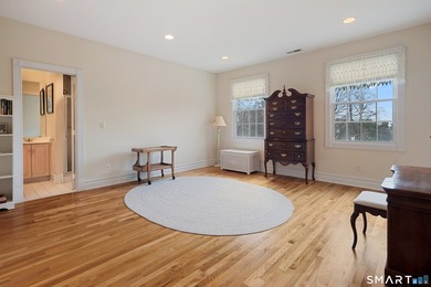 Exceptional custom-built 4 to 5 bedroom Colonial in desirable - photo 33