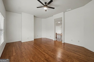 Welcome to your move-in-ready home! This well-maintained - photo 37