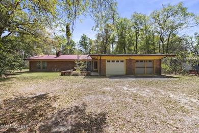 Cape Fear River Home Active Under Contract in Kelly North Carolina