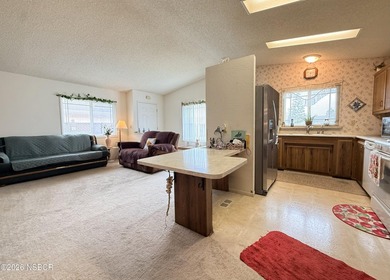 Enjoy living here at Quail Meadows East at 3420 Bent Tree Drive - photo 3