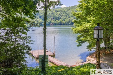 Lake Glenville Luxury Retreat: Private Dock, Designer Renovation - photo 3