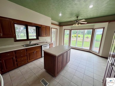 Country Club Living at Meadow Lake Golf Course Nestled at the - photo 4