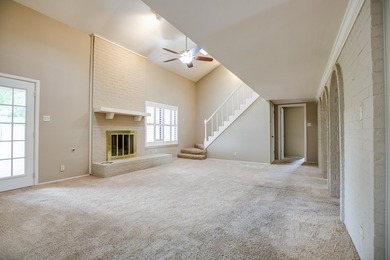 Beautiful 4-bedroom, 2.5-bath, two-story family home located on - photo 9