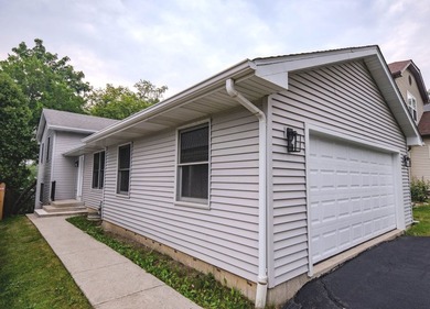 Welcome to 23773 N Quentin Rd, Lake Zurich-a beautifully - photo 1