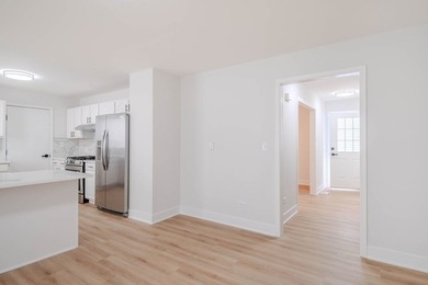 Welcome to 23773 N Quentin Rd, Lake Zurich-a beautifully - photo 3