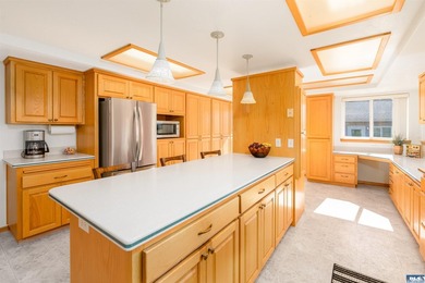 Welcome to 141 Kiwi Lane, a beautifully crafted home offering - photo 4