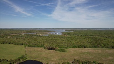 Discover your own piece of Texas paradise with this exceptional - photo 13