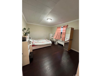 Totally Renovated Clearview One Bedroom Lower Level Unit (Size 3 - photo 14
