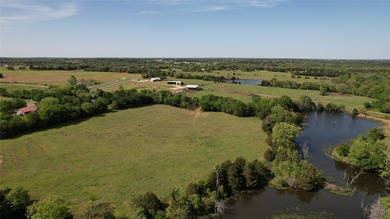 Discover your own piece of Texas paradise with this exceptional - photo 14