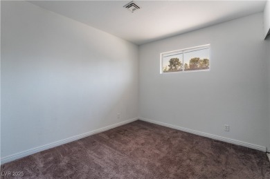 NICE NEIGHBORHOOD, NO HOA, WITH EVERYTHING CLOSE BY INCLUDING