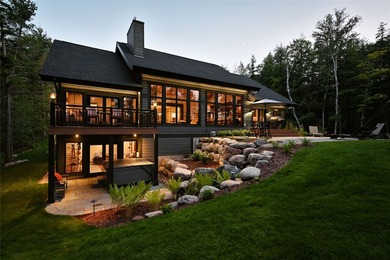Experience unparalleled luxury and privacy on Garden Lake, part - photo 1