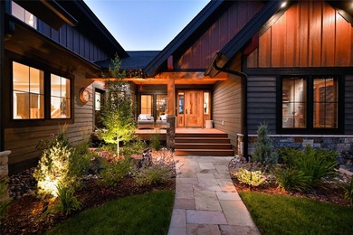 Experience unparalleled luxury and privacy on Garden Lake, part - photo 6
