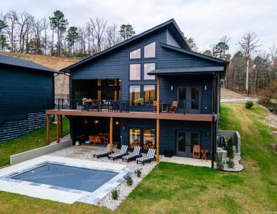 Lake Home For Sale in Hot Springs, Arkansas