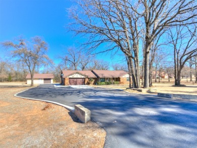 Shawnee Reservoir Home For Sale in Shawnee Oklahoma