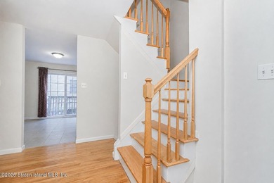 2 FAMILY Home HAS A 3 BEDROOM MAIN Unit & A 1 BEDROOM BASEMENT - photo 7