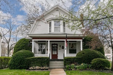 (private lake, pond, creek) Home For Sale in Mt Vernon Iowa