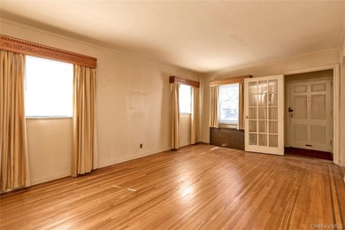 ** Welcome Home! ** Don't miss this great opportunity to make - photo 3