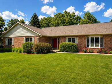 Quality-built brick ranch in desirable River Forest Estates! - photo 12