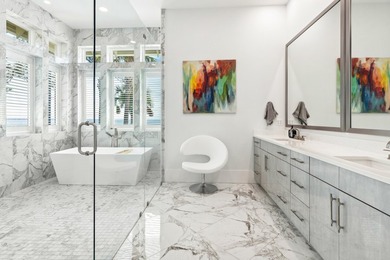 Rare Bayfront Opportunity. Constructed with concrete and just 3 - photo 19