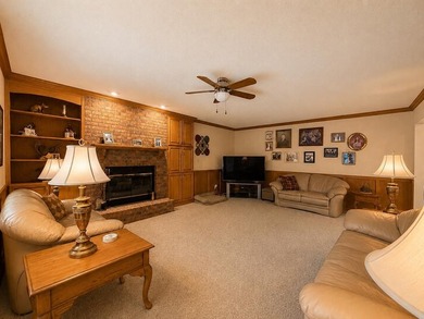 Quality-built brick ranch in desirable River Forest Estates! - photo 22