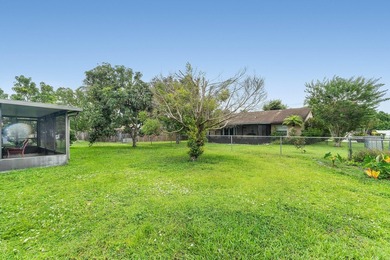 Welcome to this charming single-story residence located in - photo 22