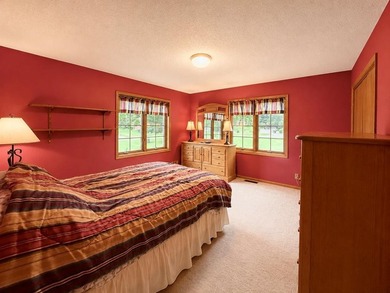 Quality-built brick ranch in desirable River Forest Estates! - photo 31