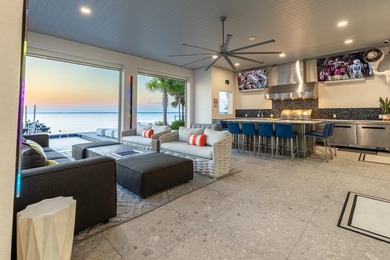 Rare Bayfront Opportunity. Constructed with concrete and just 3 - photo 34