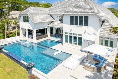 Rare Bayfront Opportunity. Constructed with concrete and just 3 - photo 40