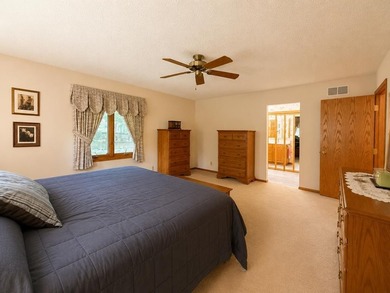 Quality-built brick ranch in desirable River Forest Estates! - photo 41