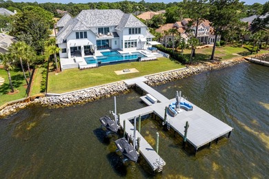 Rare Bayfront Opportunity. Constructed with concrete and just 3 - photo 43