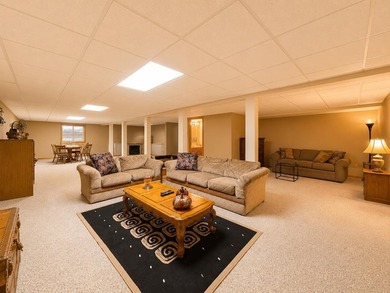 Quality-built brick ranch in desirable River Forest Estates! - photo 50