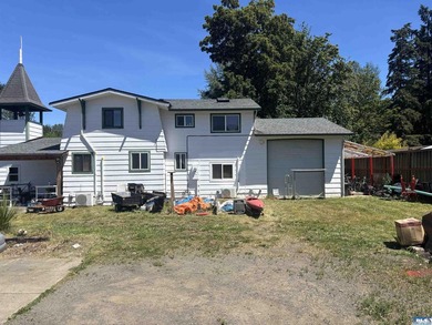 Rare 3.78 acre riverfront compound In the heart of the Olympic - photo 2