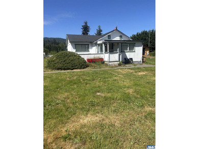 Rare 3.78 acre riverfront compound In the heart of the Olympic - photo 5
