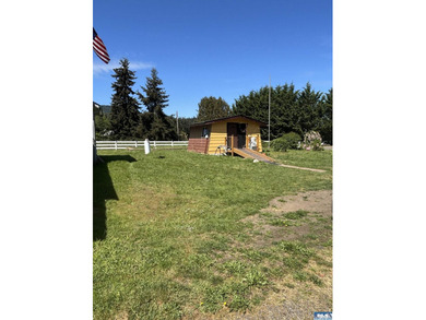Rare 3.78 acre riverfront compound In the heart of the Olympic - photo 10