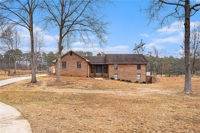 Deerun Lake Home For Sale in Conyers Georgia