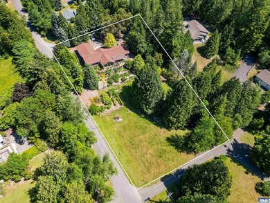 This property is perfect for those with hobbies - from - photo 2