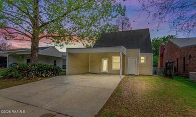 (private lake, pond, coastal) Home For Sale in Baton Rouge Louisiana