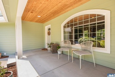 Welcome to a home where craftsmanship, comfort, and Sequim - photo 5