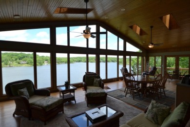 SPRAWLING LAKEFRONT HOME at its BEST! - photo 12