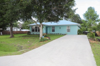 Located in desirable Indian River Estates, this well-maintained - photo 16