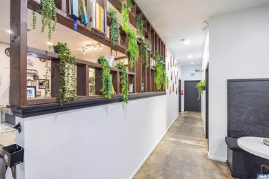 A great opportunity to own a turn key restaurant. Our local - photo 22