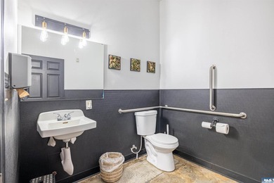A great opportunity to own a turn key restaurant. Our local - photo 25