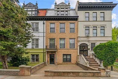 Welcome to 288 New York Avenue, a classic building nestled in - photo 1