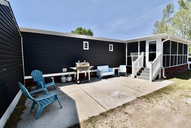 This charming 2-bedroom, 2-bath mobile home offers the perfect - photo 21